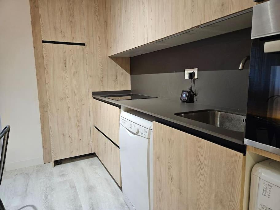 1A108 Amplio Y Moderno Apartamento Gijon Exterior photo