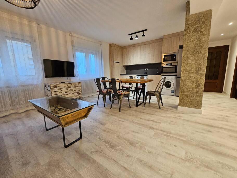 1A108 Amplio Y Moderno Apartamento Gijon Exterior photo